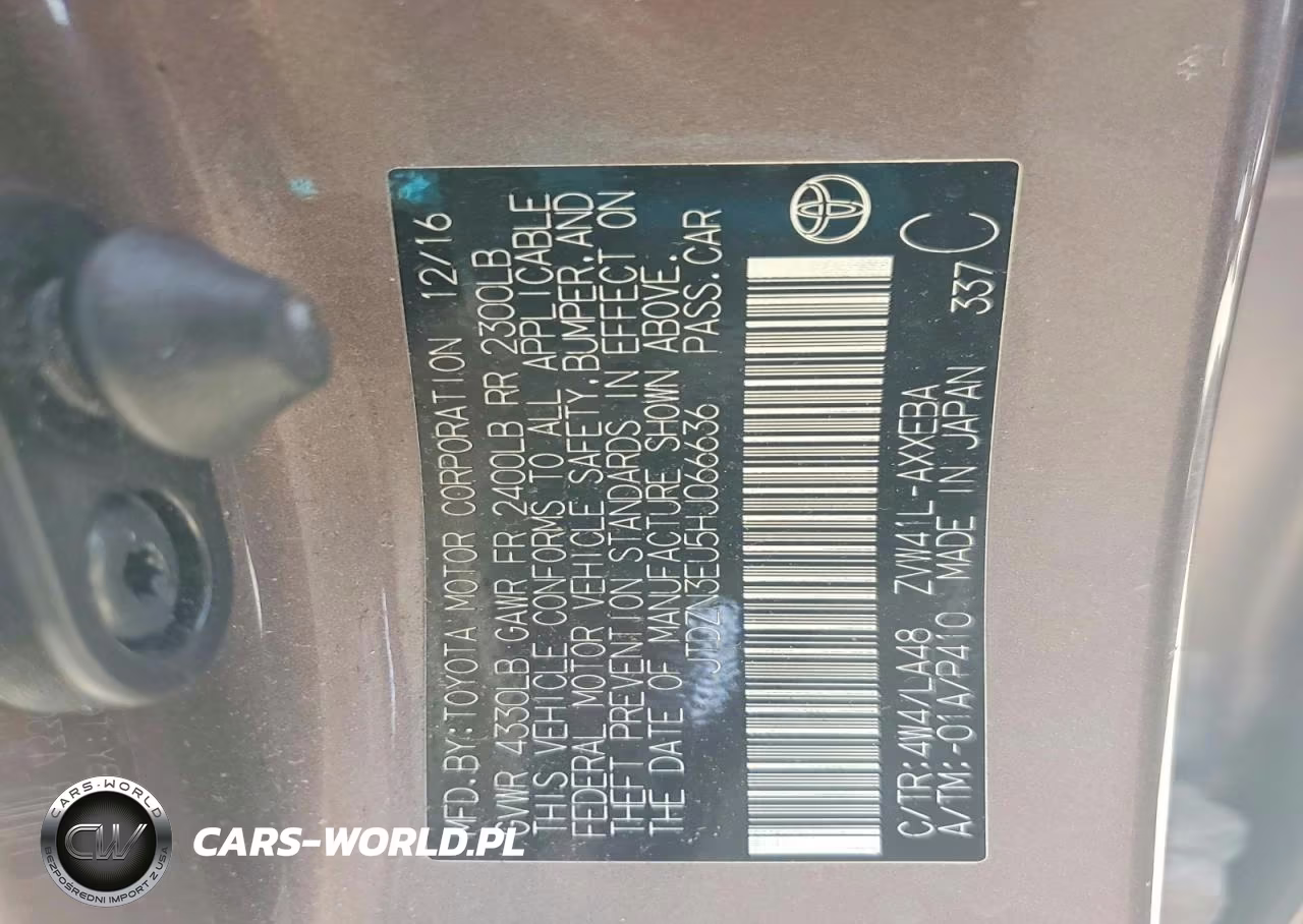 2017 Toyota Prius V Five VIN:JTDZN3EU5HJ066636 - 12