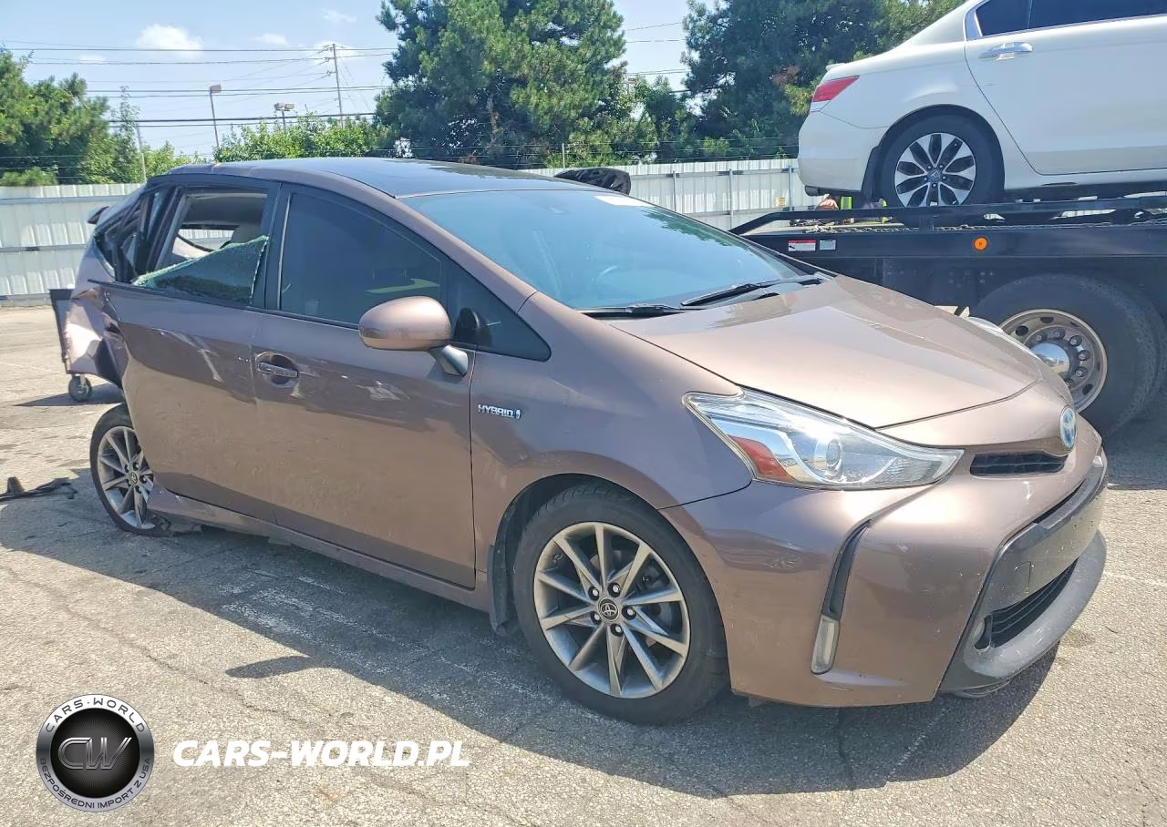 2017 Toyota Prius V Five VIN:JTDZN3EU5HJ066636 - 4
