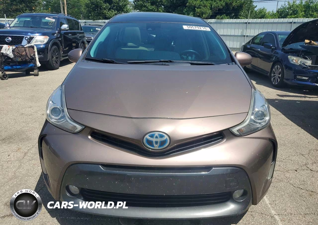 2017 Toyota Prius V Five VIN:JTDZN3EU5HJ066636 - 5