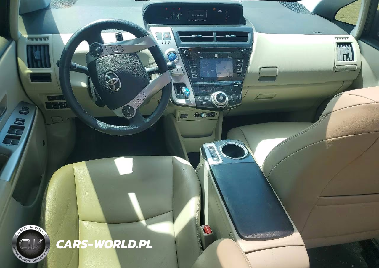 2017 Toyota Prius V Five VIN:JTDZN3EU5HJ066636 - 8