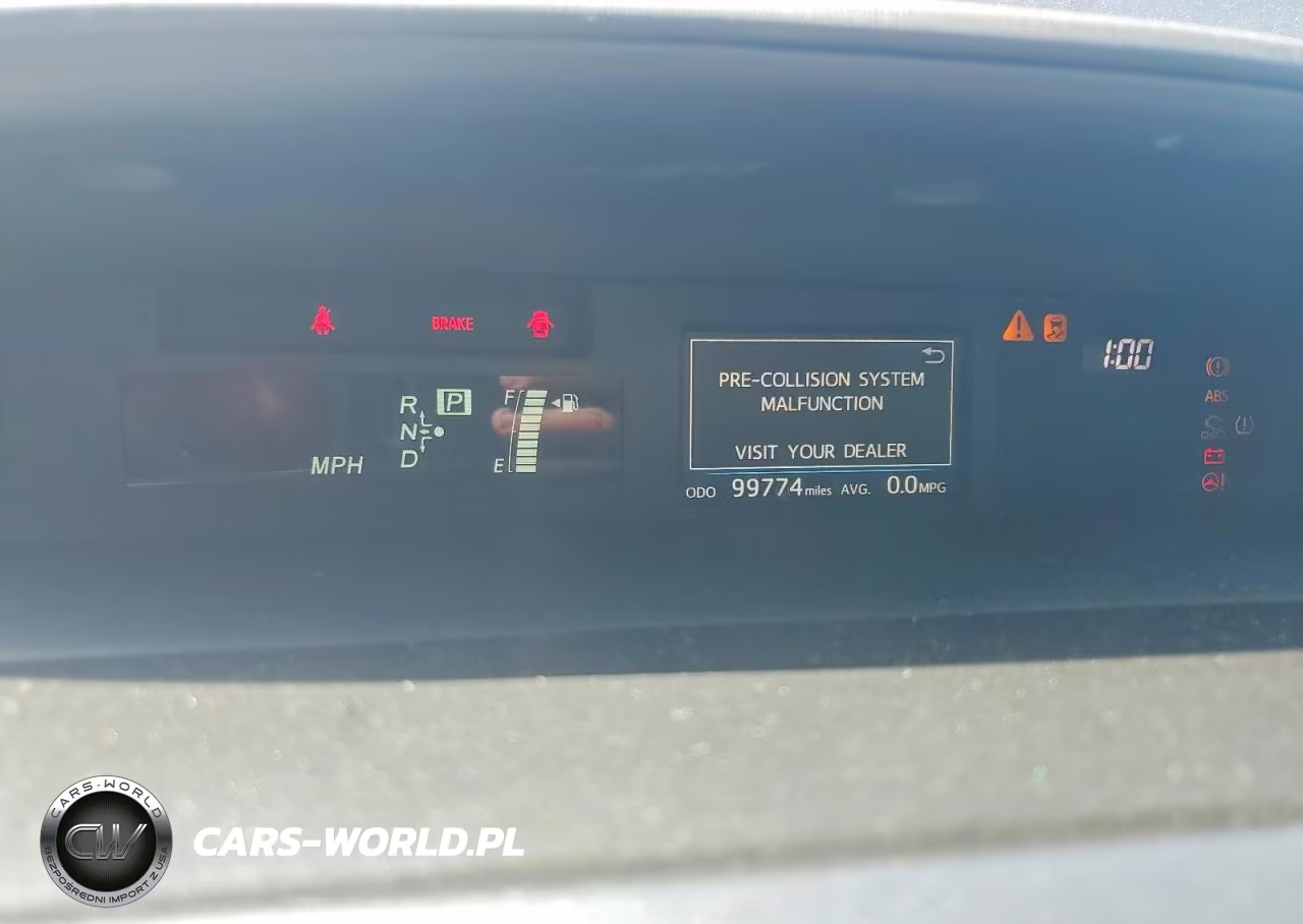 2017 Toyota Prius V Five VIN:JTDZN3EU5HJ066636 - 9