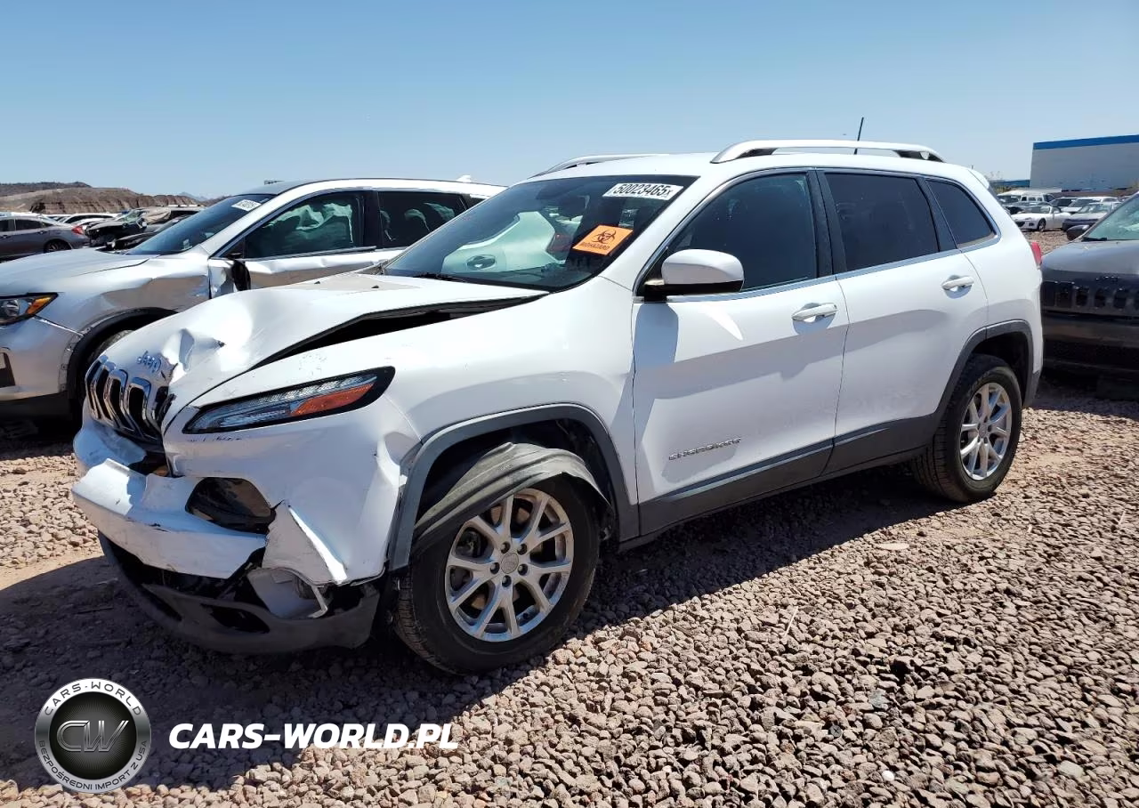 2016 Jeep Cherokee Latitude VIN:1C4PJMCB0GW119447 - 1