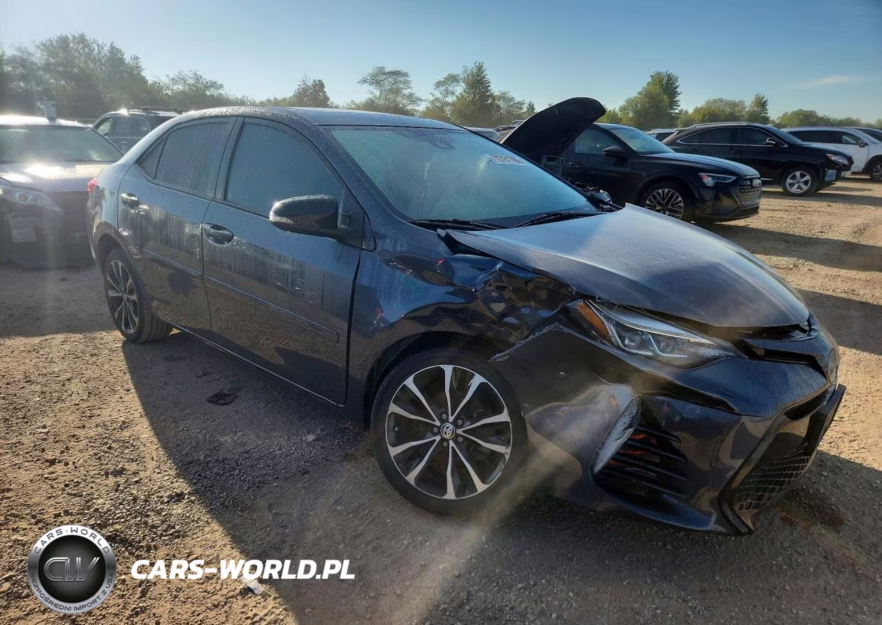 2017 Toyota Corolla Se VIN:2T1BURHE2HC868777 - 4