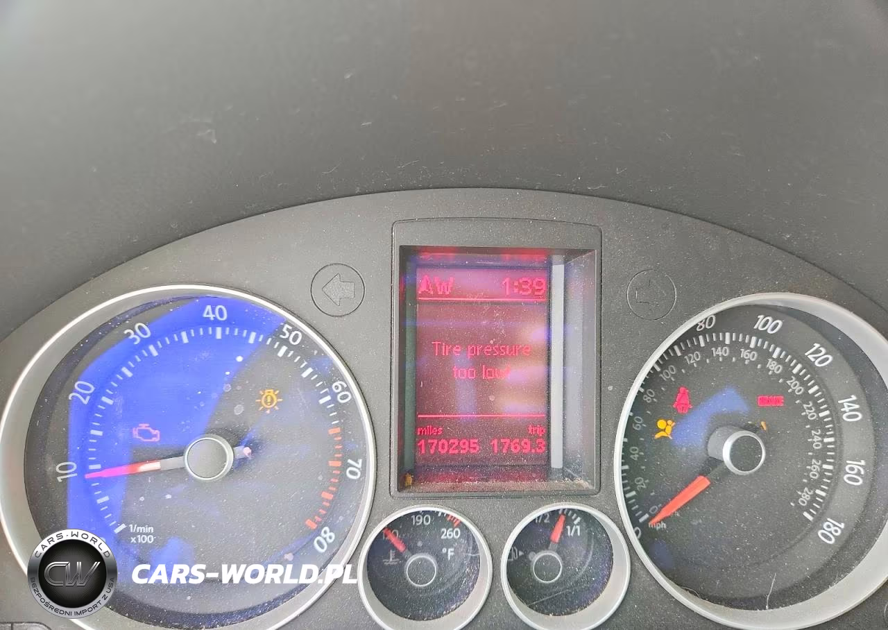 2008 Volkswagen Gti VIN:WVWEV71K58W222624 - 10