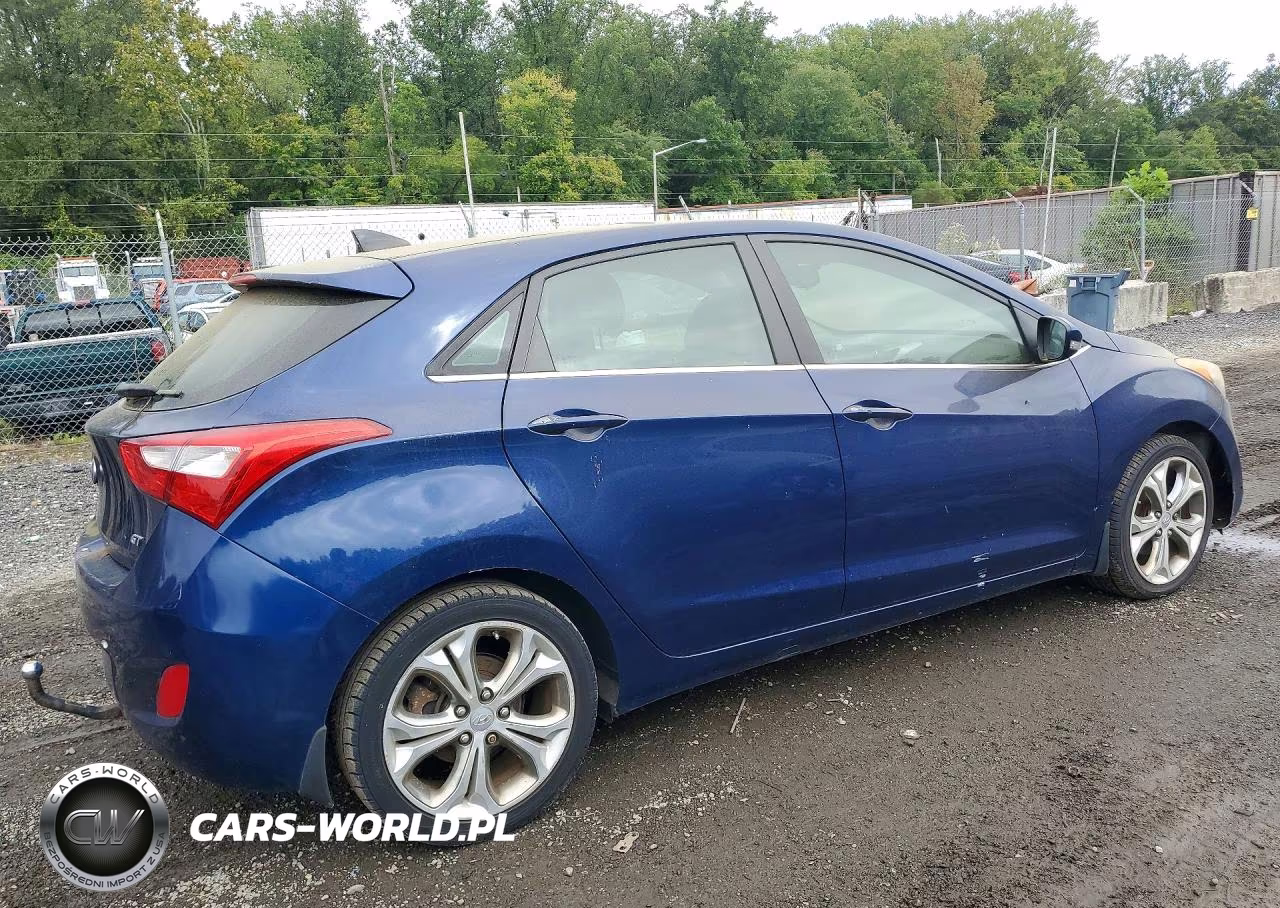 2013 Hyundai Elantra Gt Base VIN:KMHD35LEXDU023647 - 3
