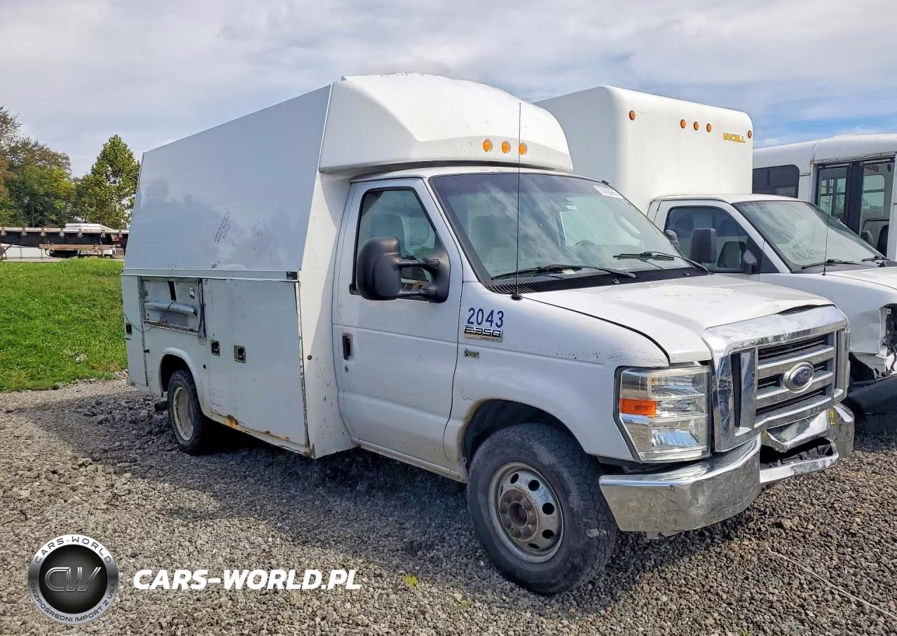 2010 Ford Econoline E350 Super Duty Cutaway Van VIN:1FDWE3FLXADA75762 - 4