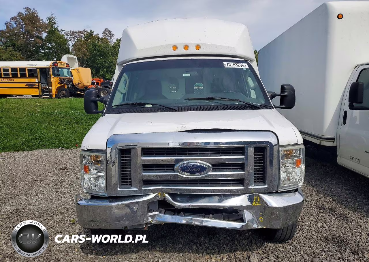 2010 Ford Econoline E350 Super Duty Cutaway Van VIN:1FDWE3FLXADA75762 - 5