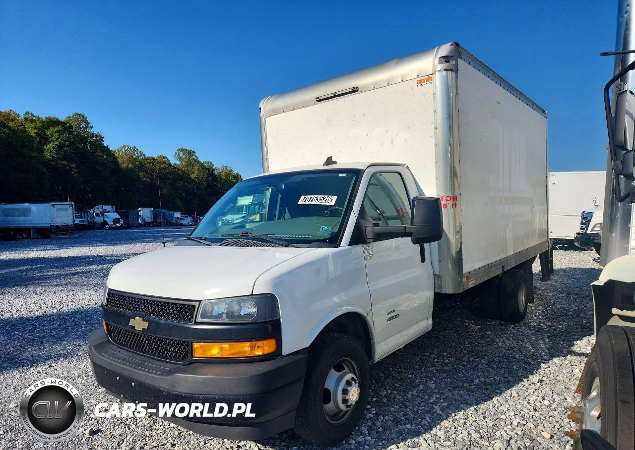 2020 Chevrolet Express Box Truck VIN:1HA6GUCG4LN012001 - 1