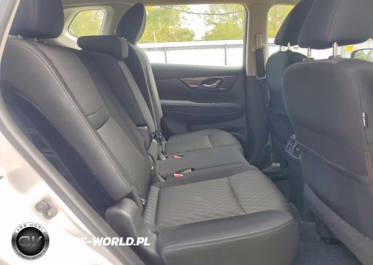 2018 Nissan Rogue S VIN:KNMAT2MV1JP517653 - 11