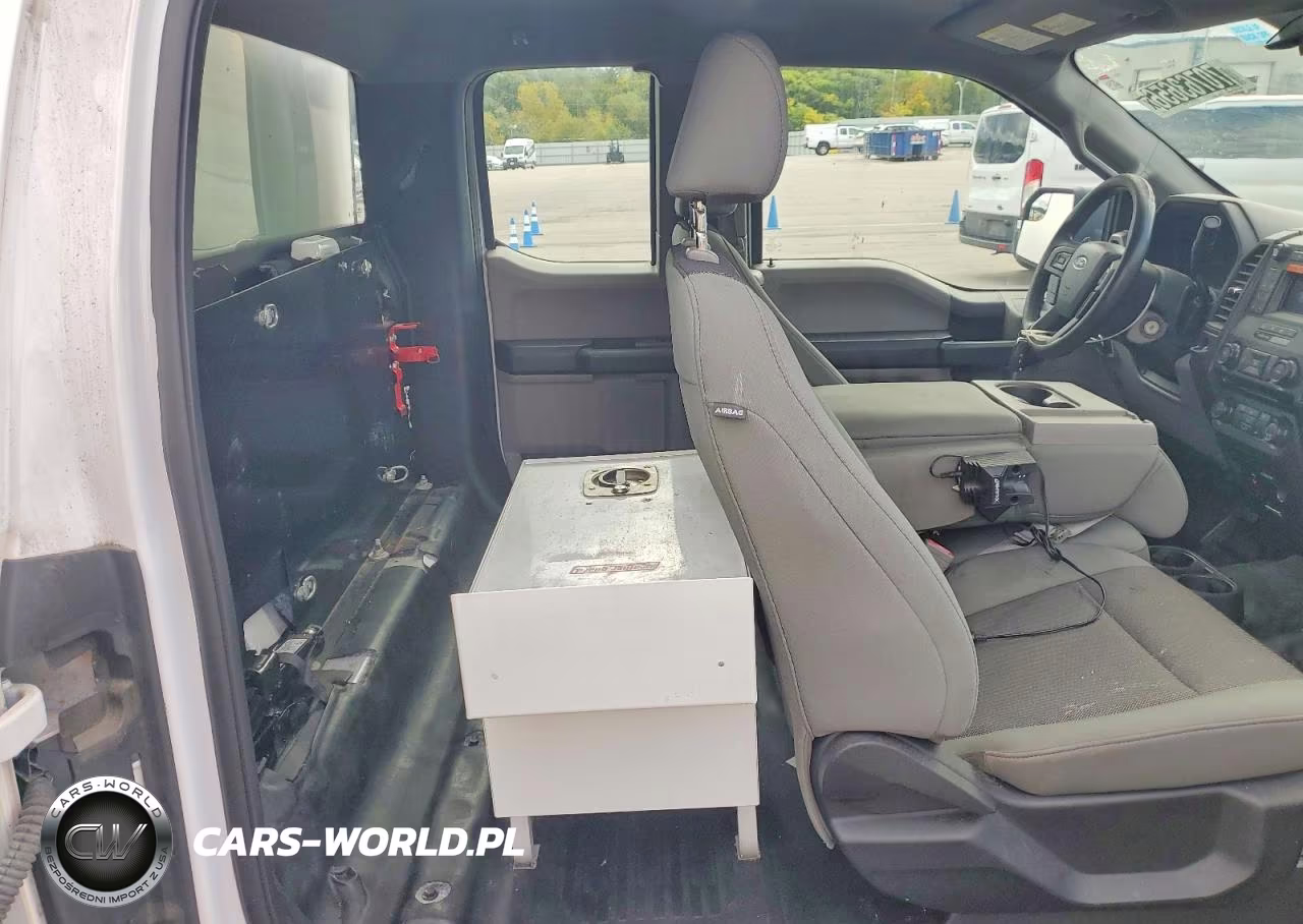 2018 Ford F150 Super Cab VIN:1FTEX1CB9JKD61186 - 10