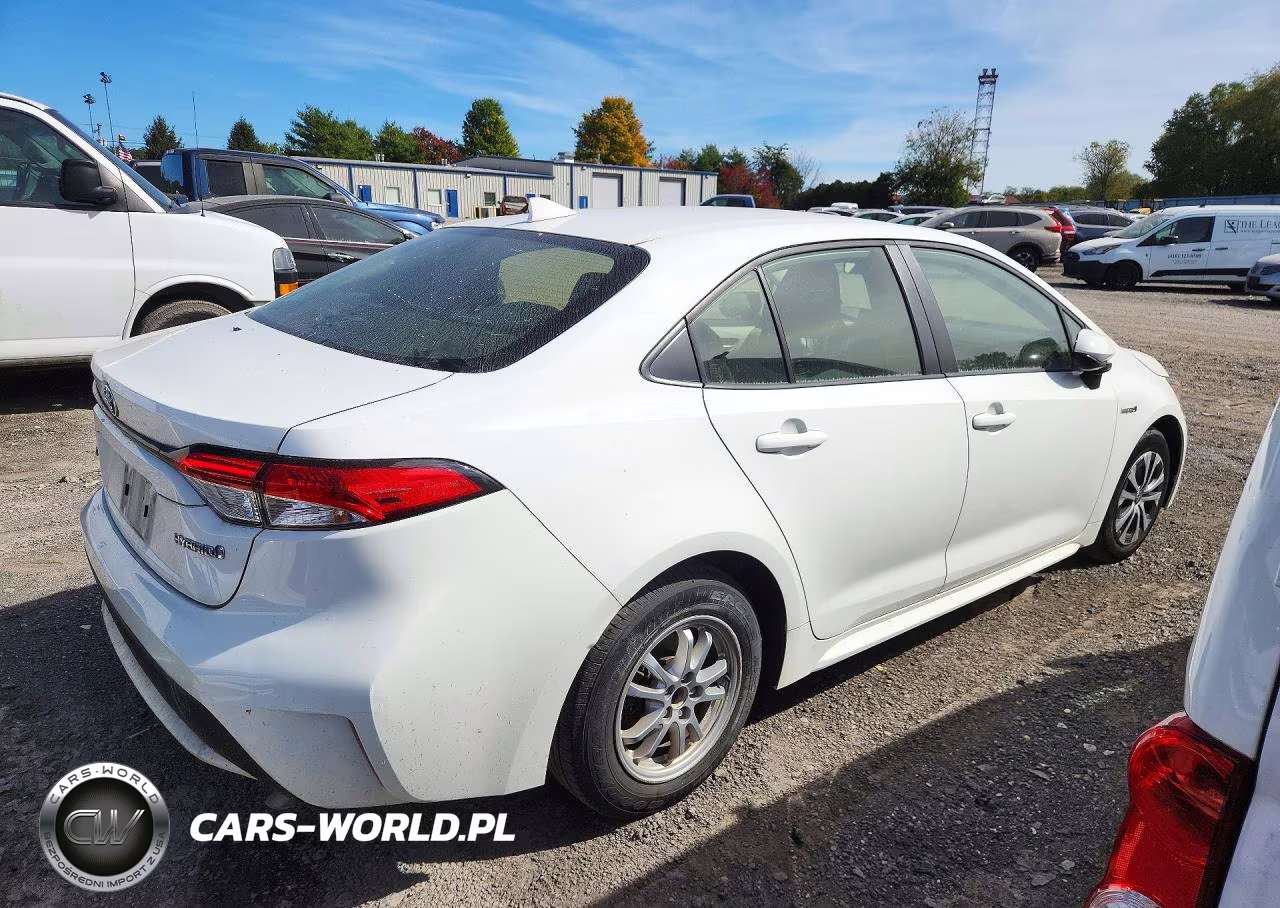 2020 Toyota Corolla Le VIN:JTDEBRBEXLJ027685 - 3