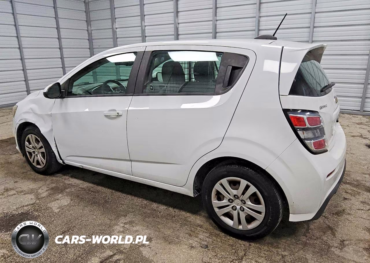 2018 Chevrolet Sonic VIN:1G1JG6SH9J4133526 - 2