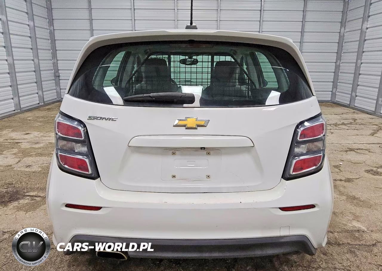 2018 Chevrolet Sonic VIN:1G1JG6SH9J4133526 - 6