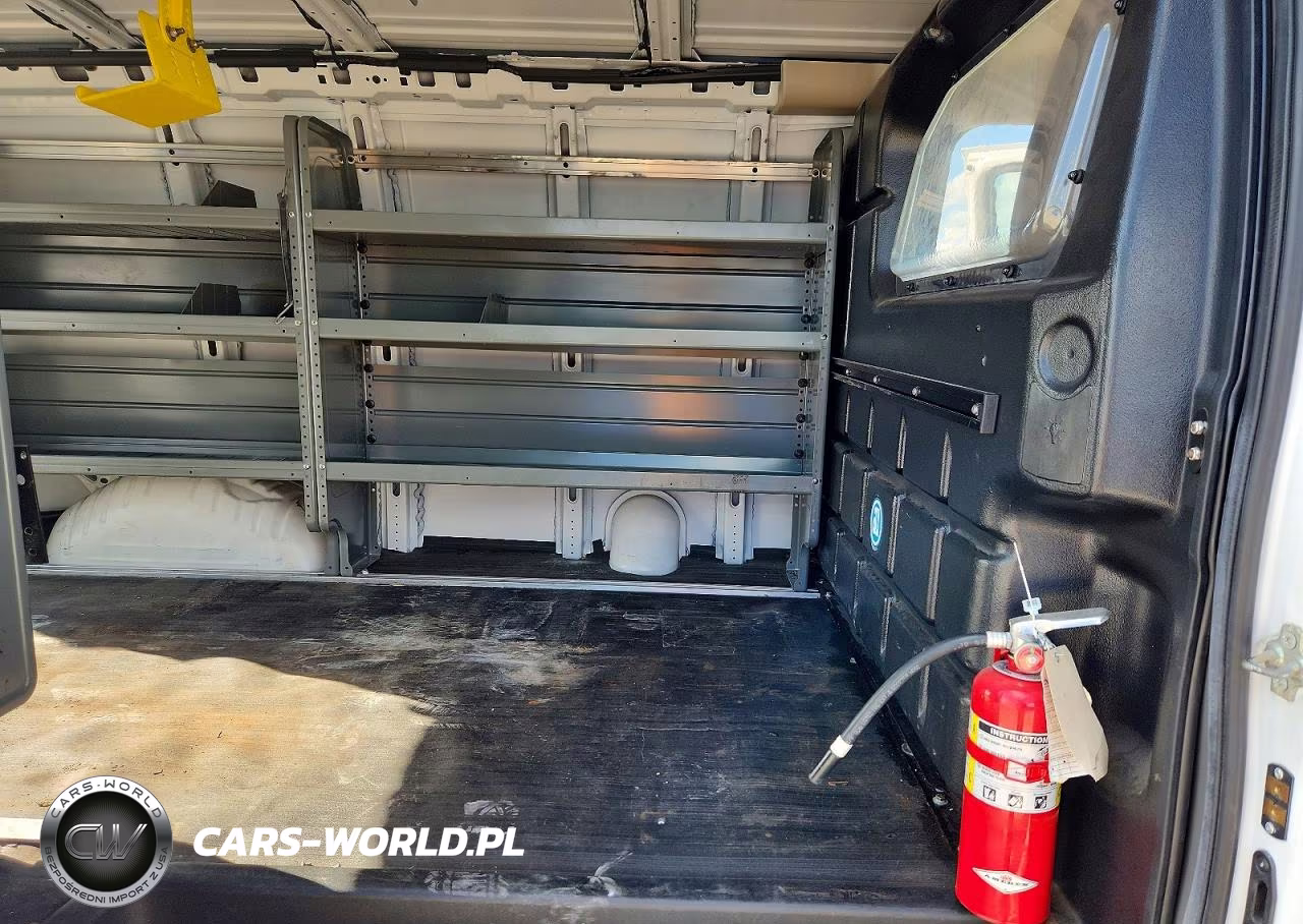 2019 Chevrolet Express G2500 VIN:1GCWGAFP1K1368104 - 11