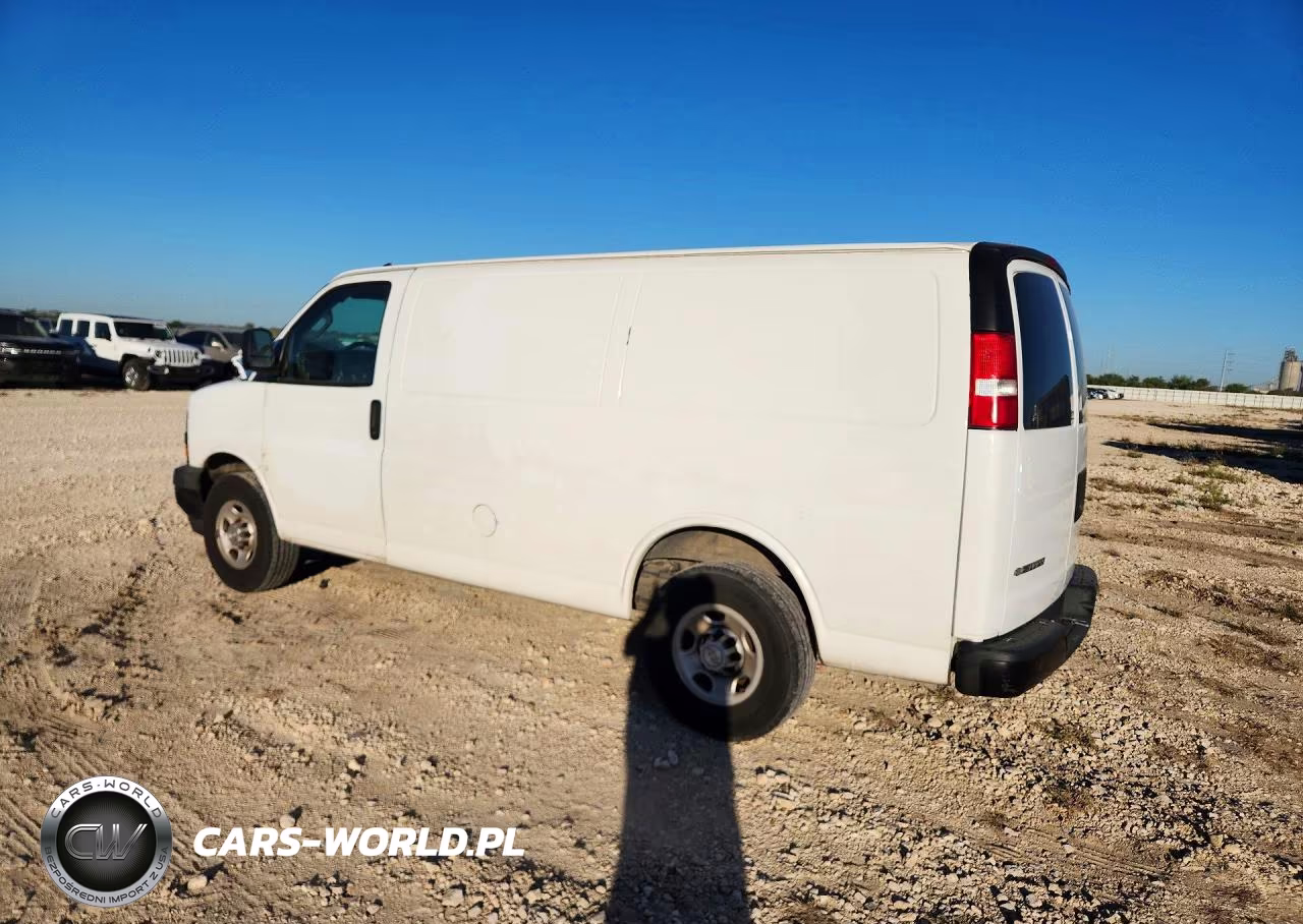2019 Chevrolet Express G2500 VIN:1GCWGAFP1K1368104 - 2