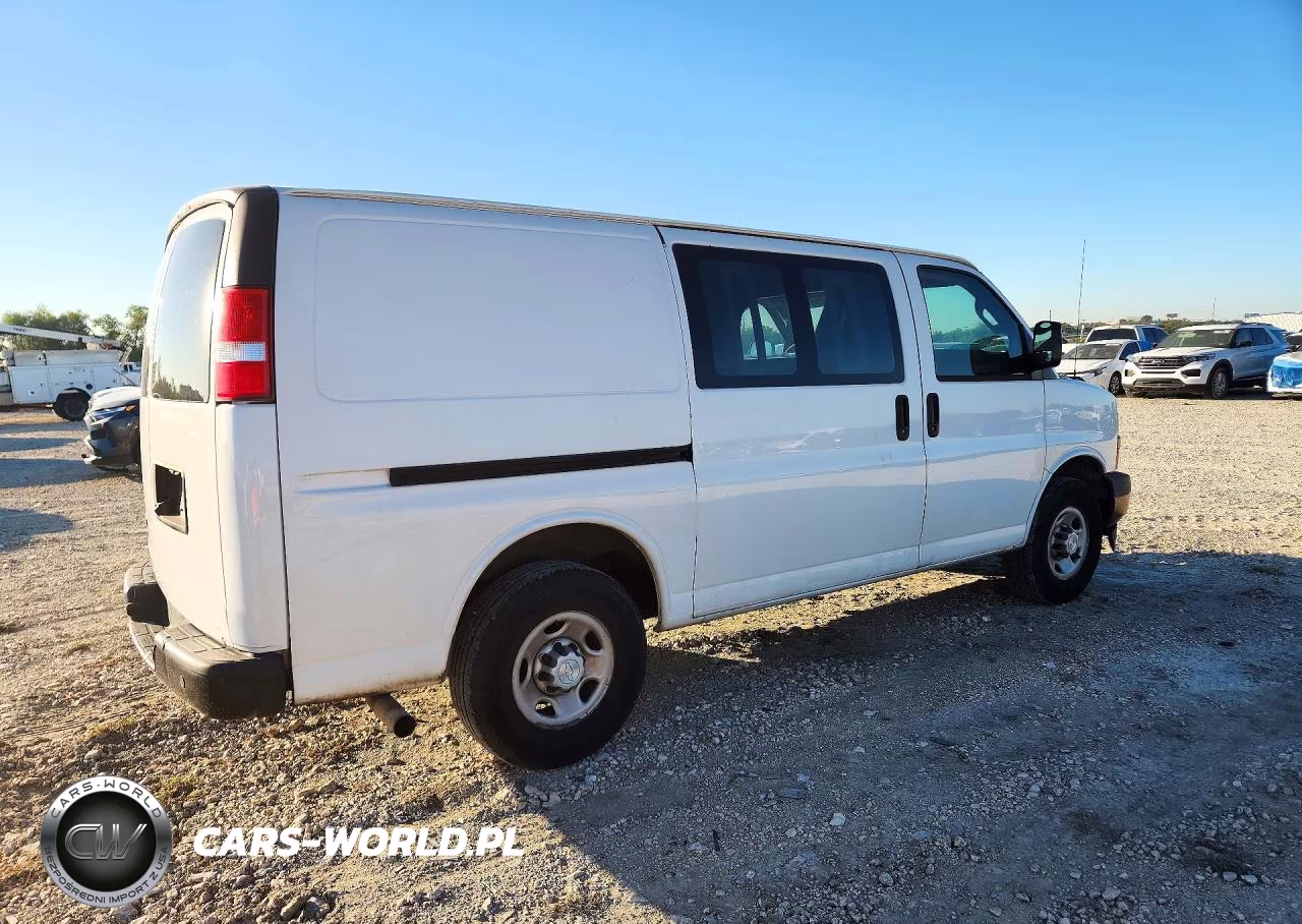 2019 Chevrolet Express G2500 VIN:1GCWGAFP1K1368104 - 3
