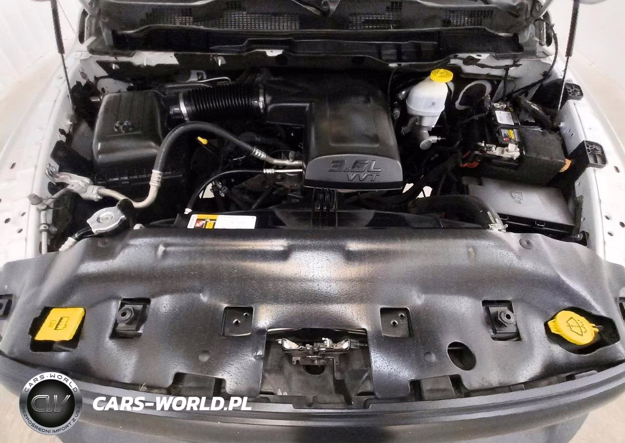 2021 Ram 1500 Classic Tradesman VIN:1C6RR6FG6MS512030 - 11