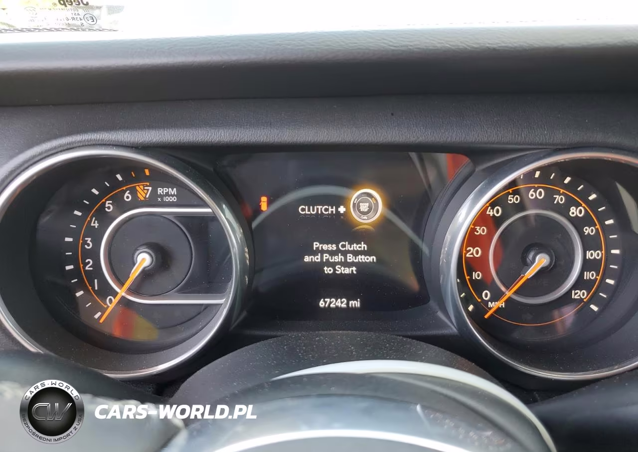 2018 Jeep Wrangler Unlimited Sahara VIN:1C4HJXEG4JW117108 - 9