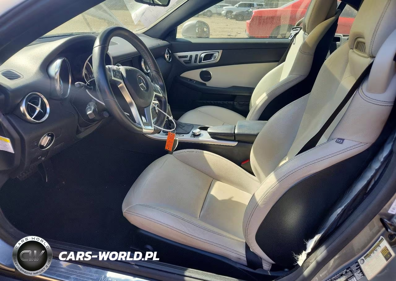 2012 Mercedes-Benz Slk 350 VIN:WDDPK5HA7CF007876 - 7