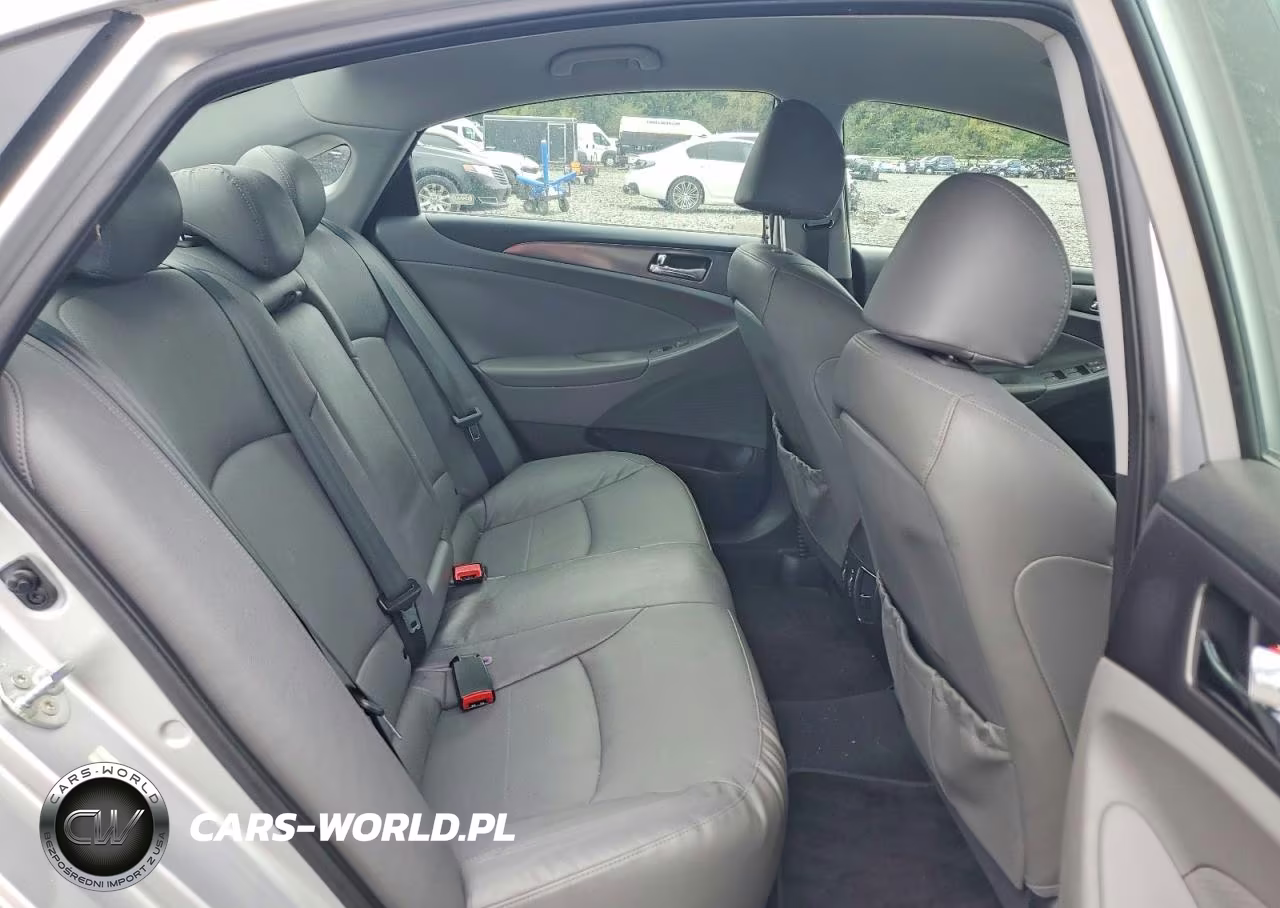 2012 Hyundai Sonata Hybrid VIN:KMHEC4A46CA028059 - 10