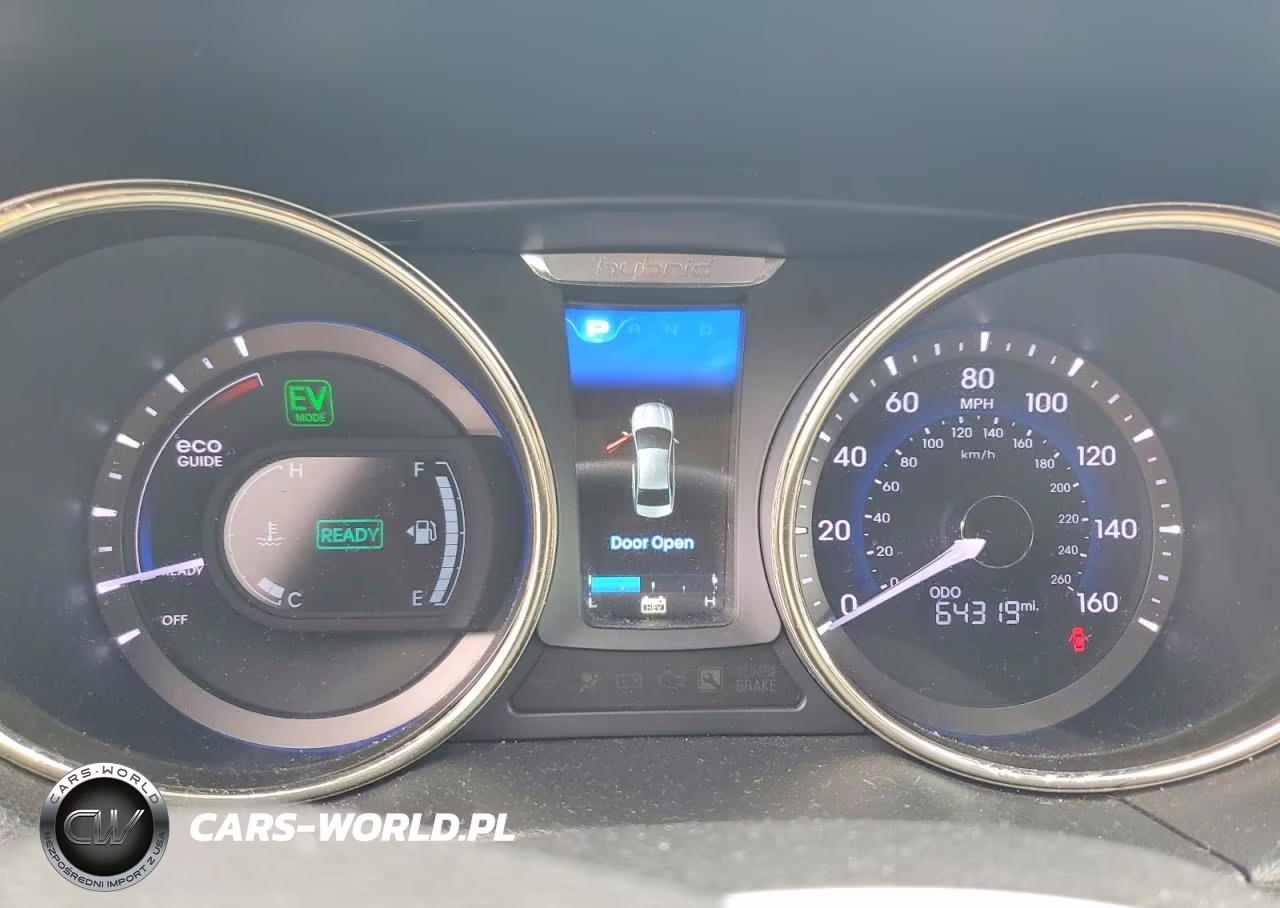2012 Hyundai Sonata Hybrid VIN:KMHEC4A46CA028059 - 9