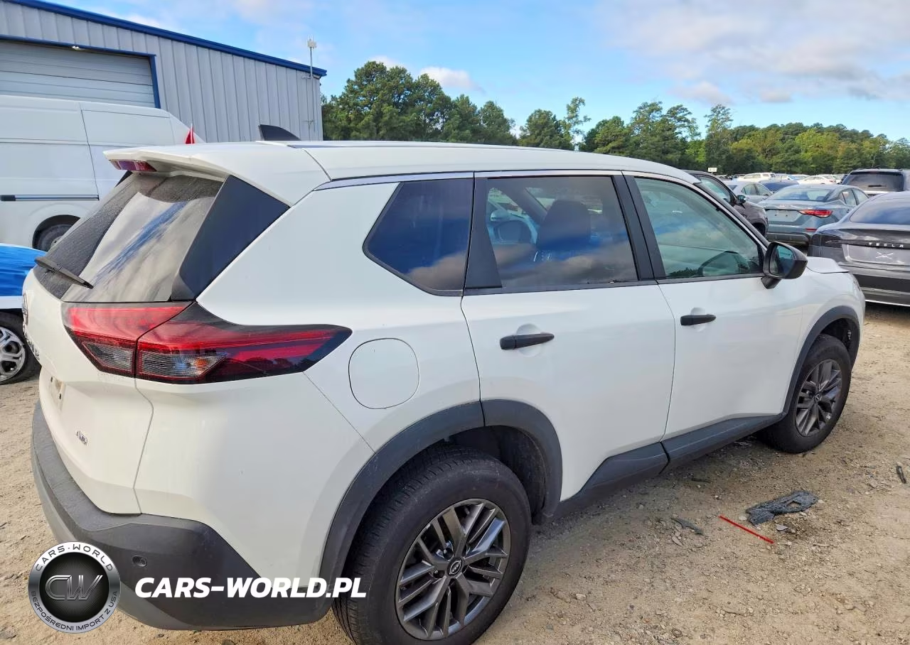 2023 Nissan Rogue S VIN:5N1BT3AB6PC848129 - 3
