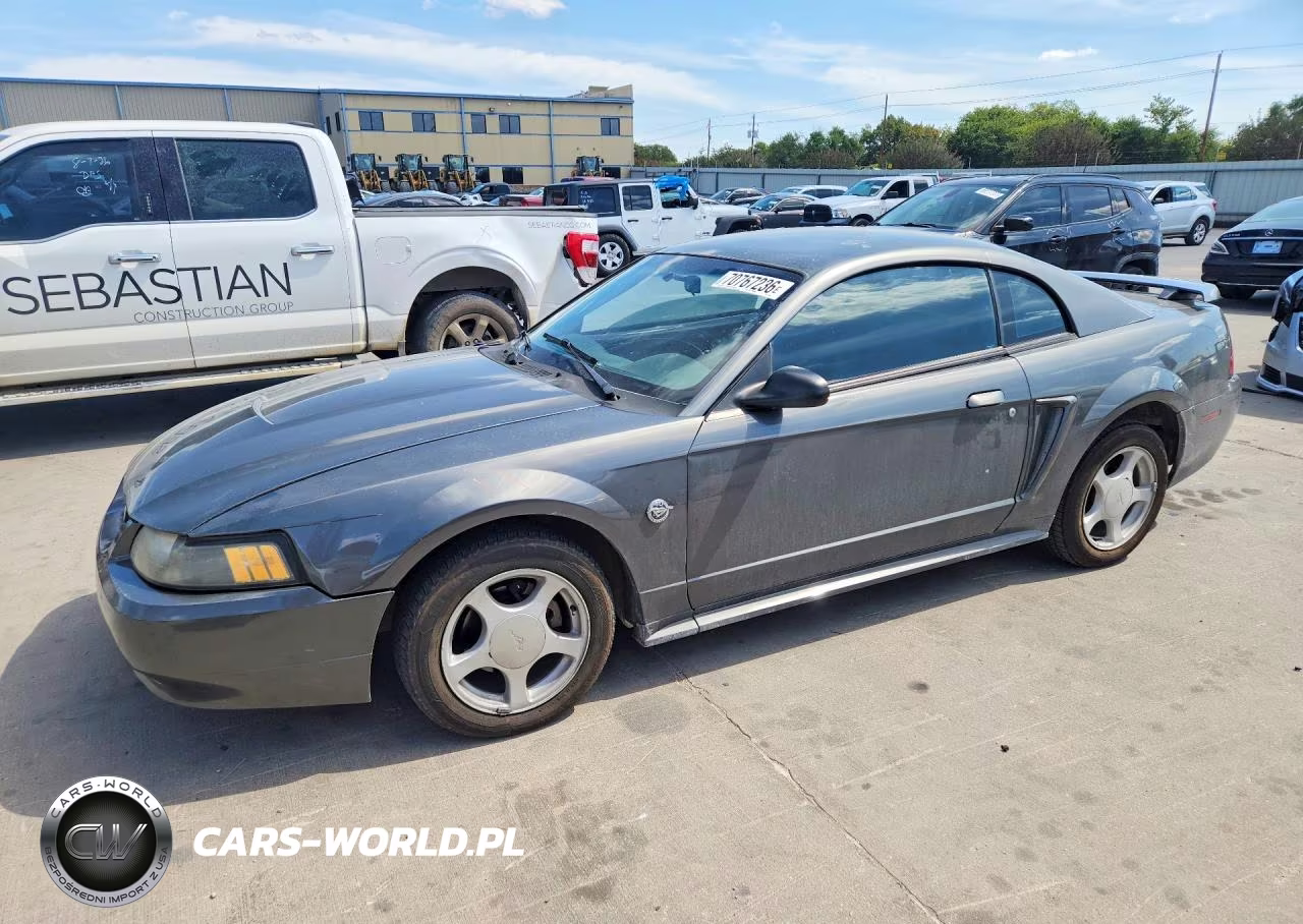 2004 Ford Mustang