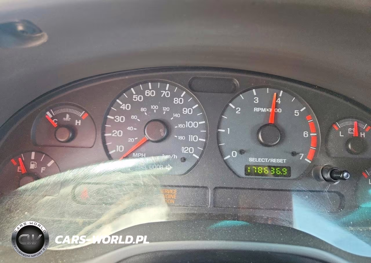 2004 Ford Mustang VIN:1FAFP40634F174901 - 9
