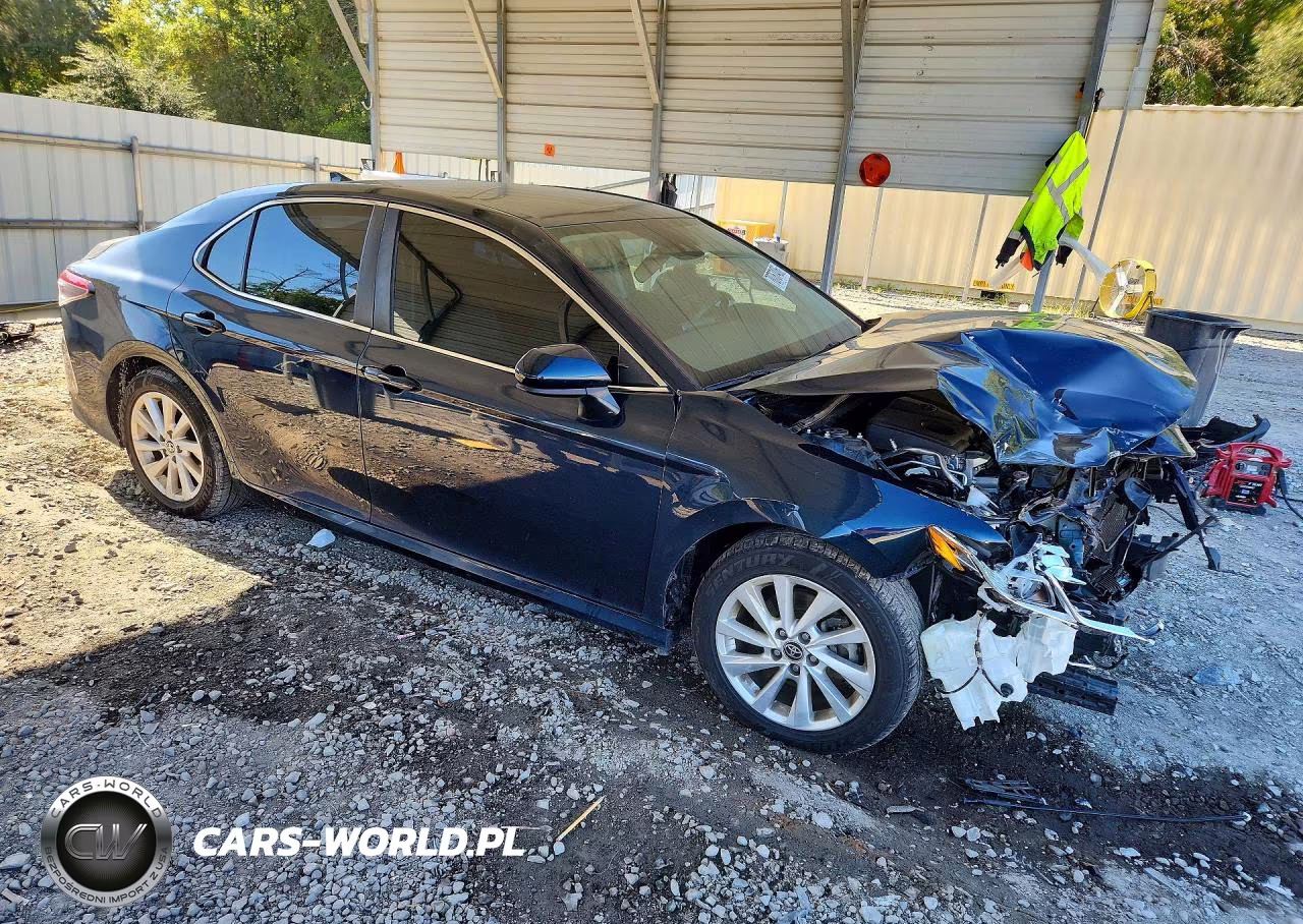 2021 Toyota Camry Le VIN:4T1C11AK4MU563028 - 4