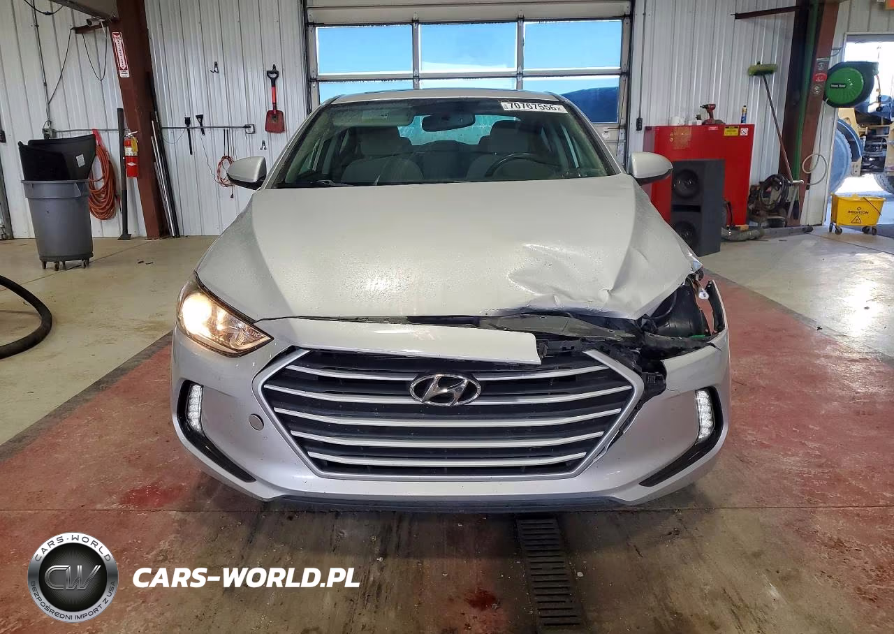 2018 Hyundai Elantra Value Edition VIN:KMHD84LF9JU586060 - 5