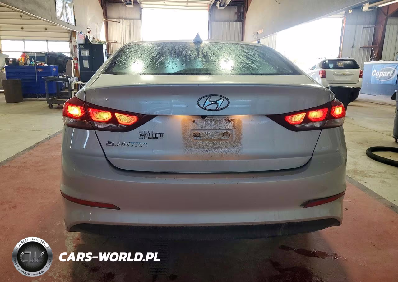 2018 Hyundai Elantra Value Edition VIN:KMHD84LF9JU586060 - 6