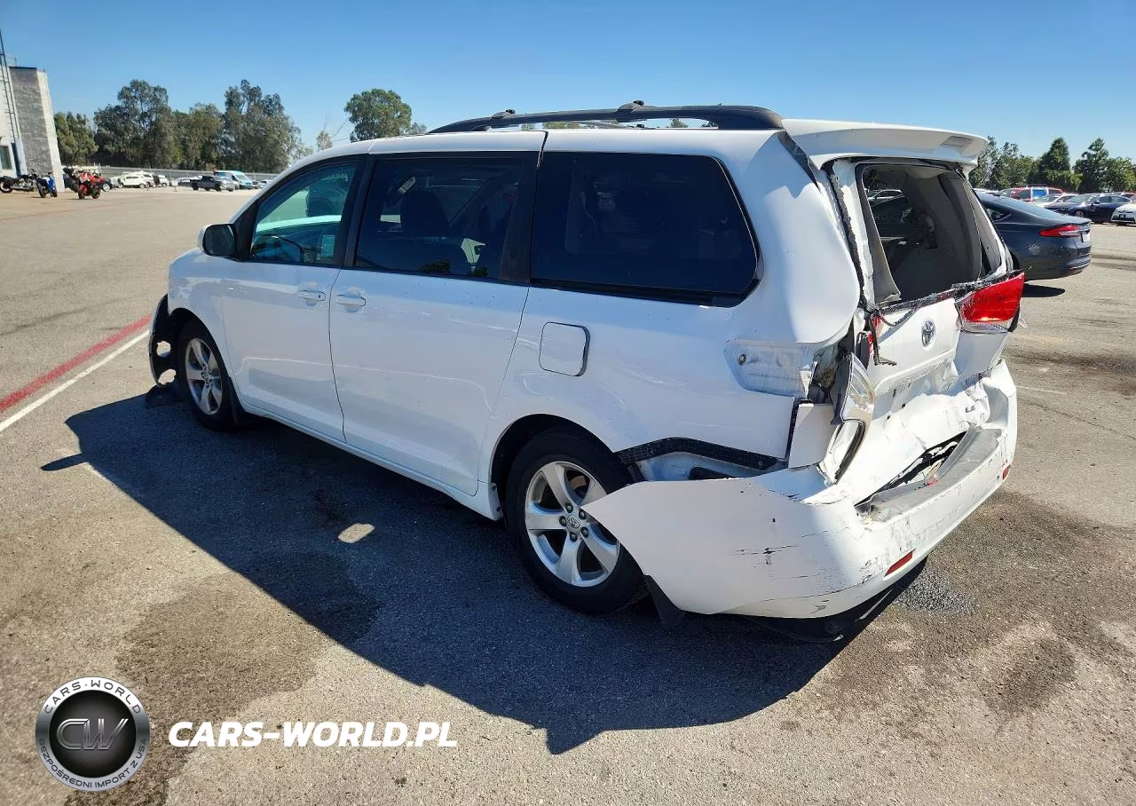 2013 Toyota Sienna Le VIN:5TDKK3DCXDS290842 - 2