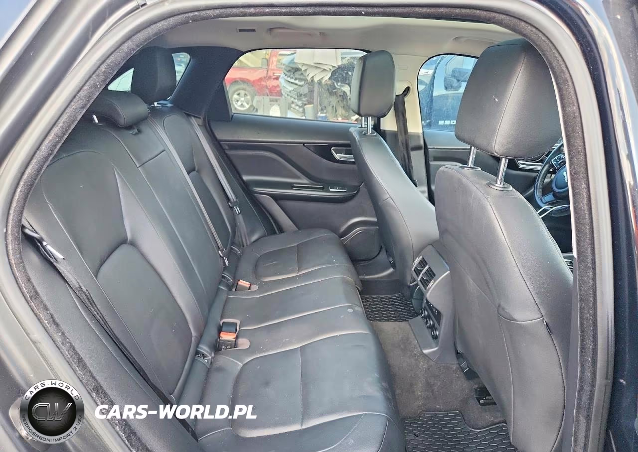 2017 Jaguar F-Pace Premium VIN:SADCJ2BN7HA099067 - 11