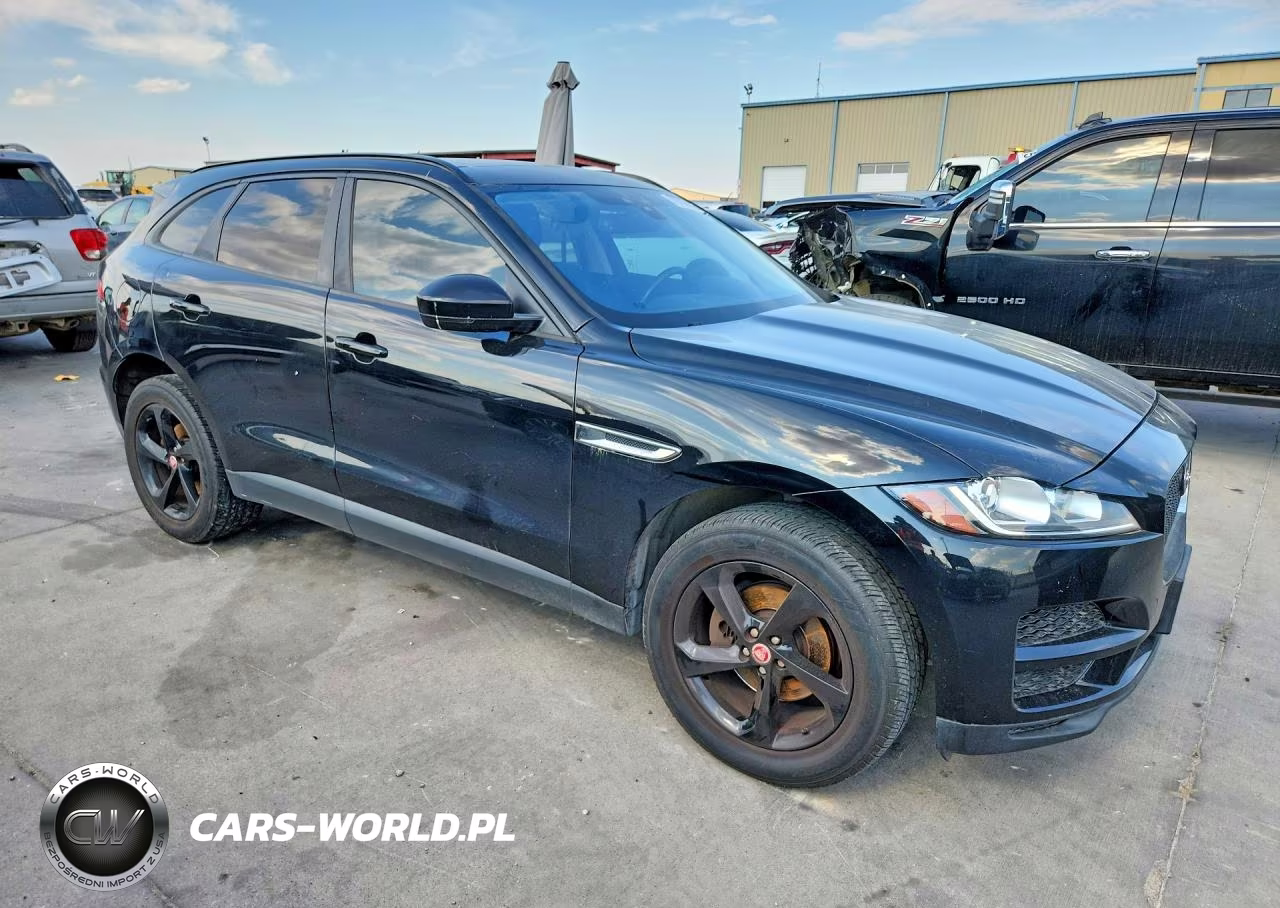 2017 Jaguar F-Pace Premium VIN:SADCJ2BN7HA099067 - 4