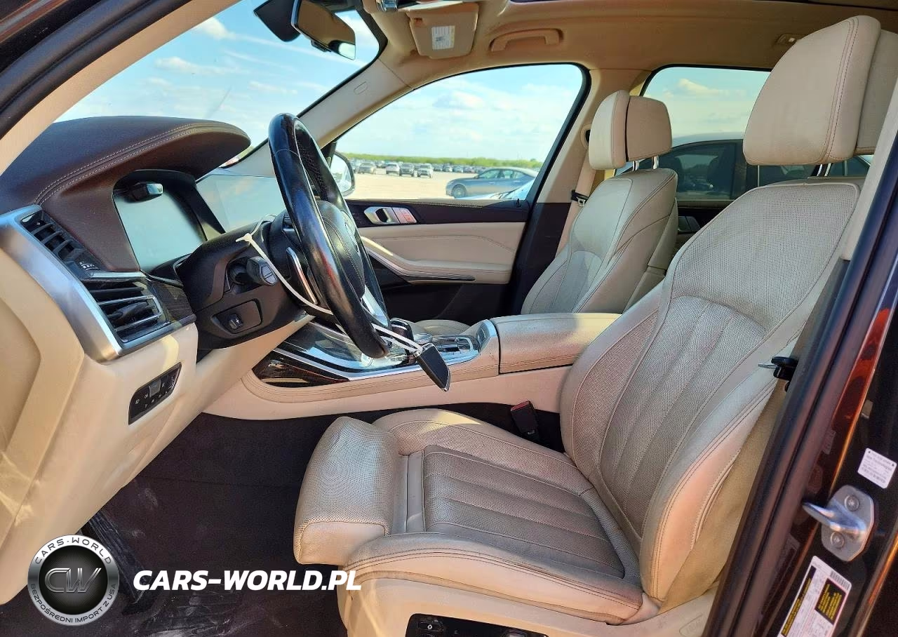 2019 BMW X7 xDrive50I VIN:5UXCX4C51KLS38009 - 7