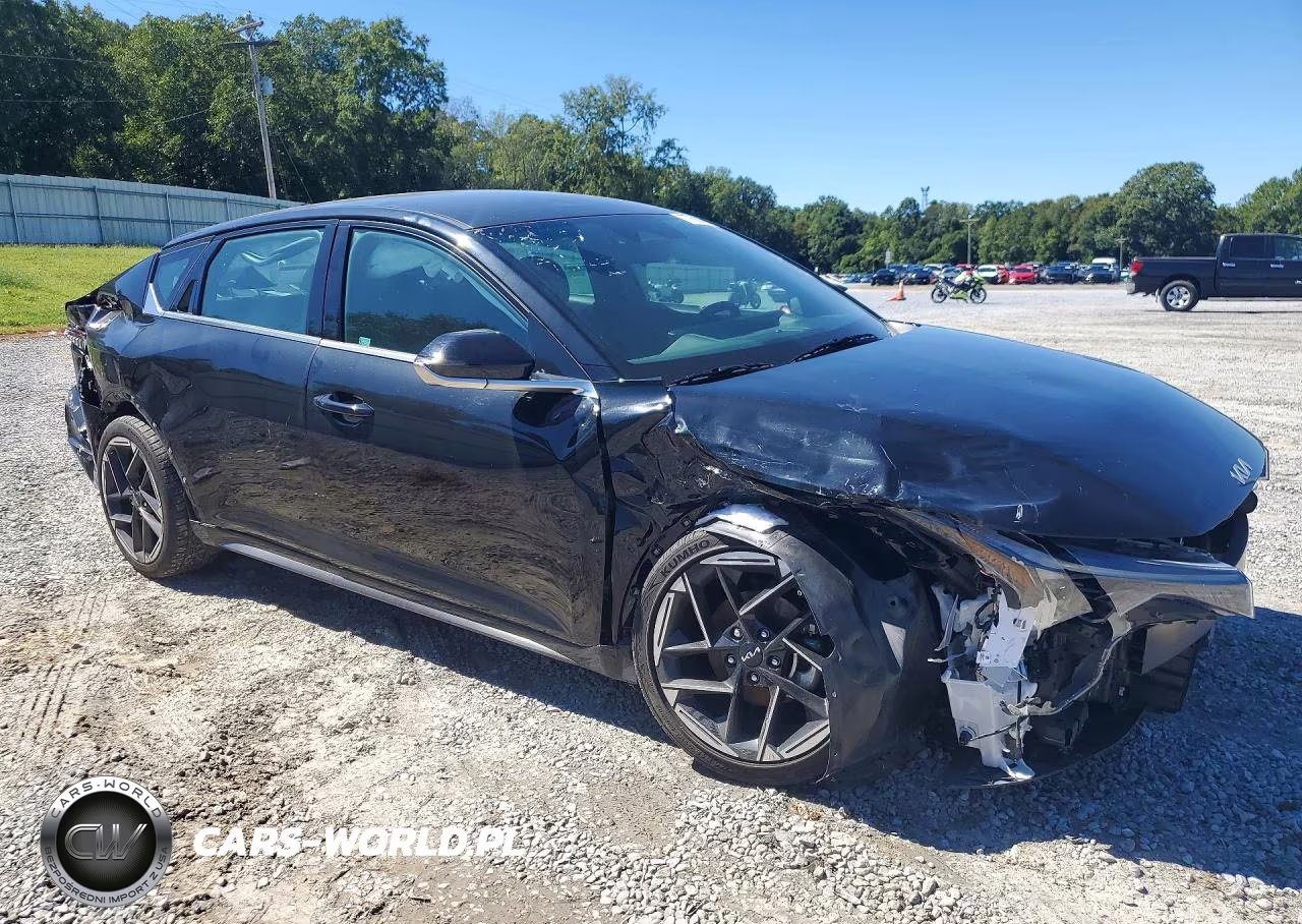 2025 Kia K4 Gt Line VIN:3KPFW4DE8SE058230 - 4