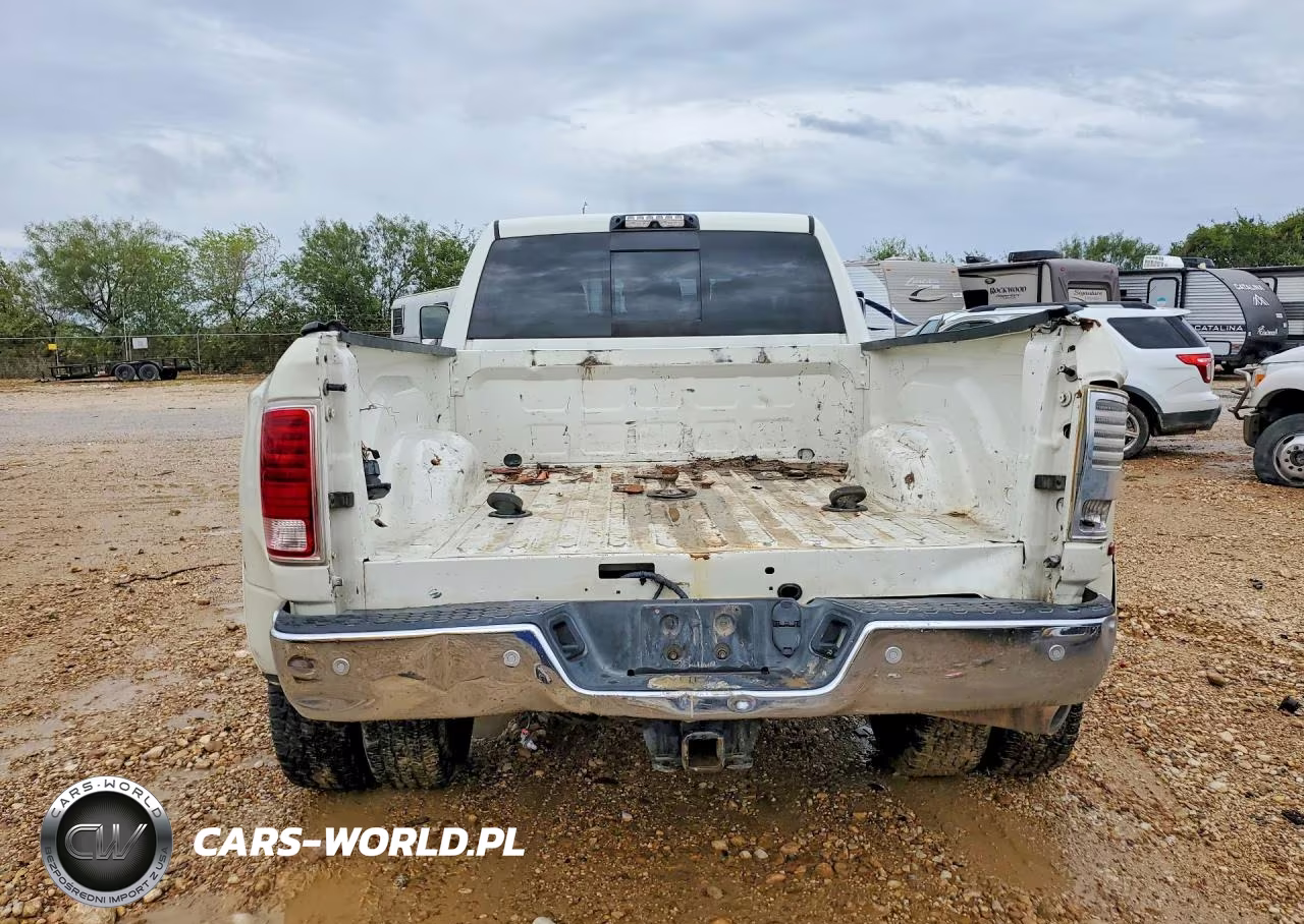 2017 Ram 3500 Laramie VIN:3C63RRML6HG619535 - 6