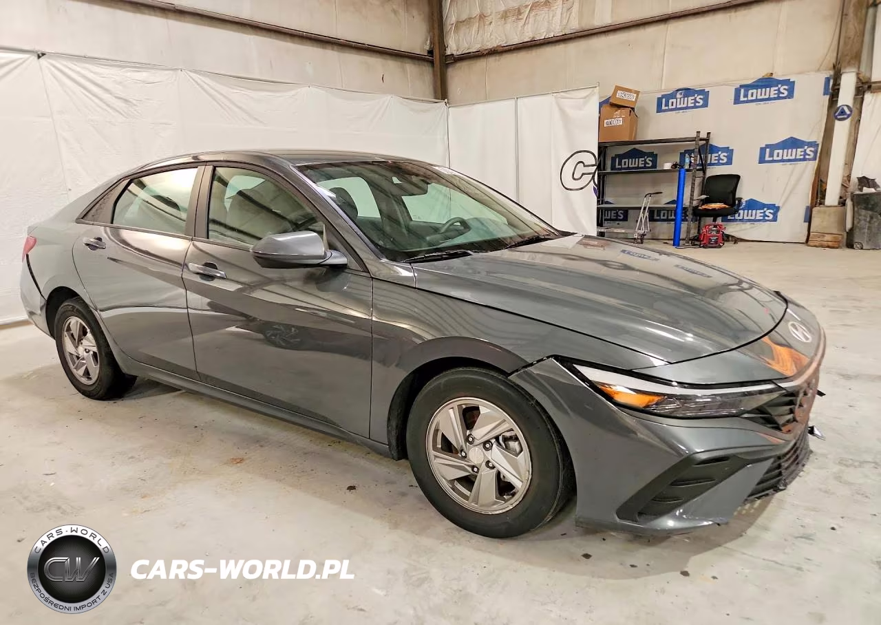 2026 Hyundai Elantra Se VIN:KMHLL4DG9TU196029 - 4