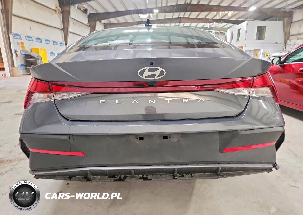 2026 Hyundai Elantra Se VIN:KMHLL4DG9TU196029 - 6