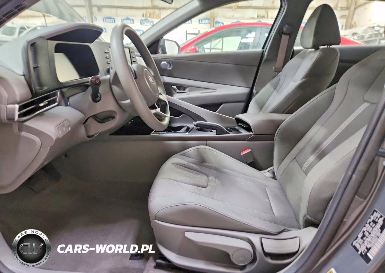 2026 Hyundai Elantra Se VIN:KMHLL4DG9TU196029 - 7