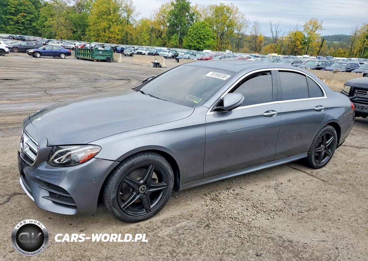 2018 Mercedes-Benz E 300 4Matic VIN:WDDZF4KB8JA343054 - 1