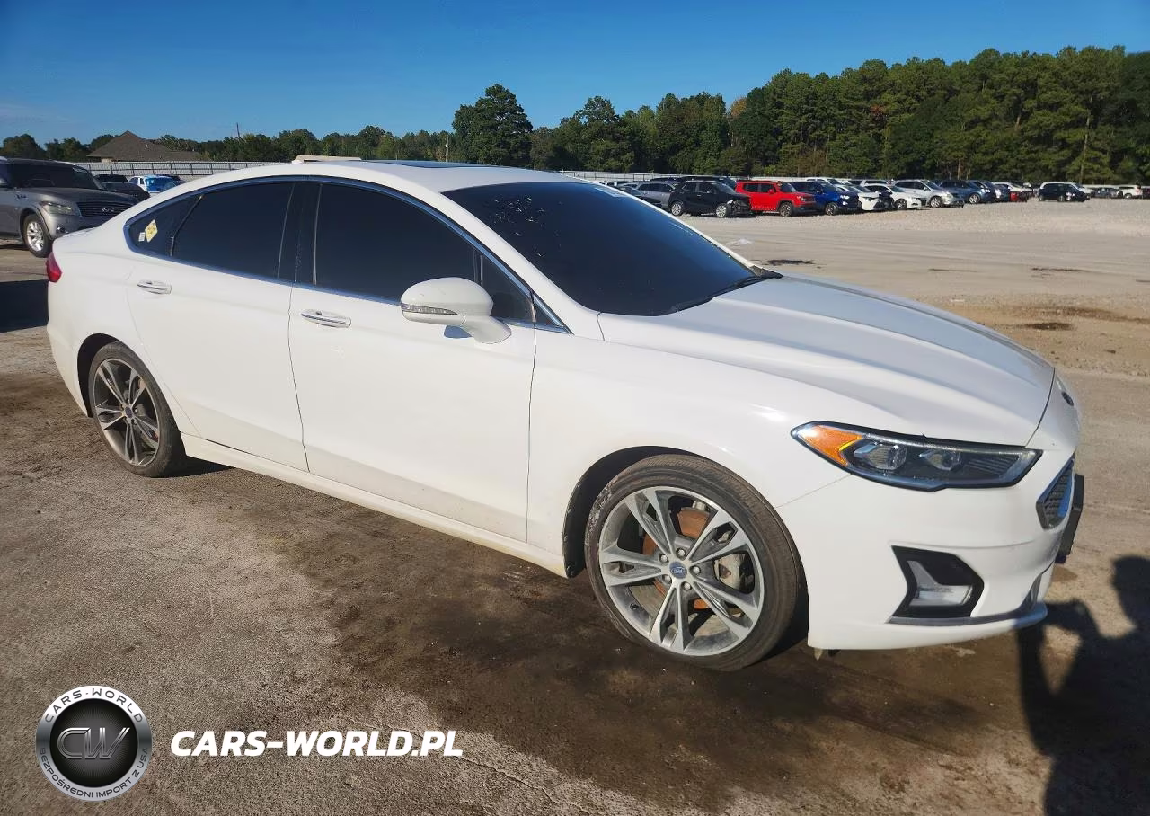 2020 Ford Fusion Titanium VIN:3FA6P0D97LR193742 - 4