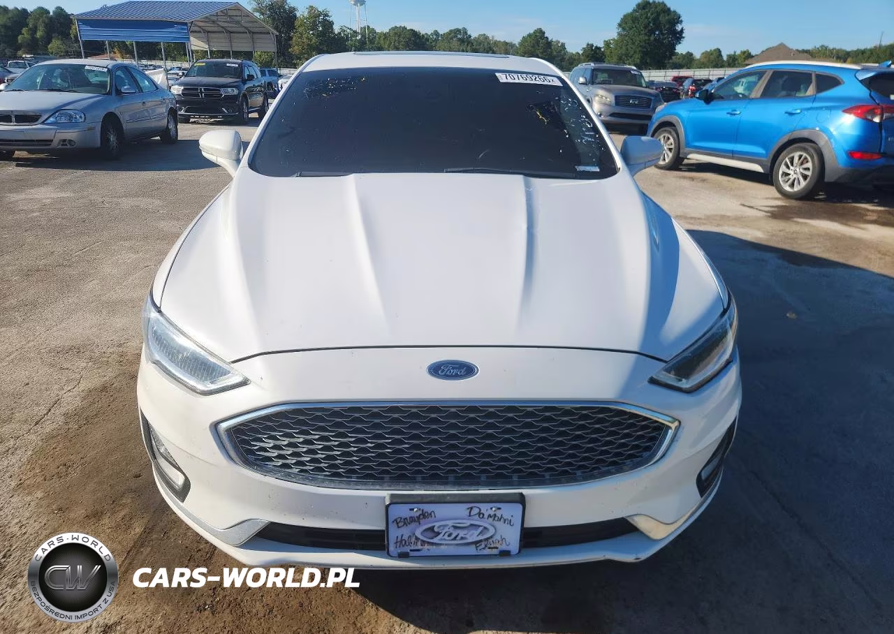 2020 Ford Fusion Titanium VIN:3FA6P0D97LR193742 - 5