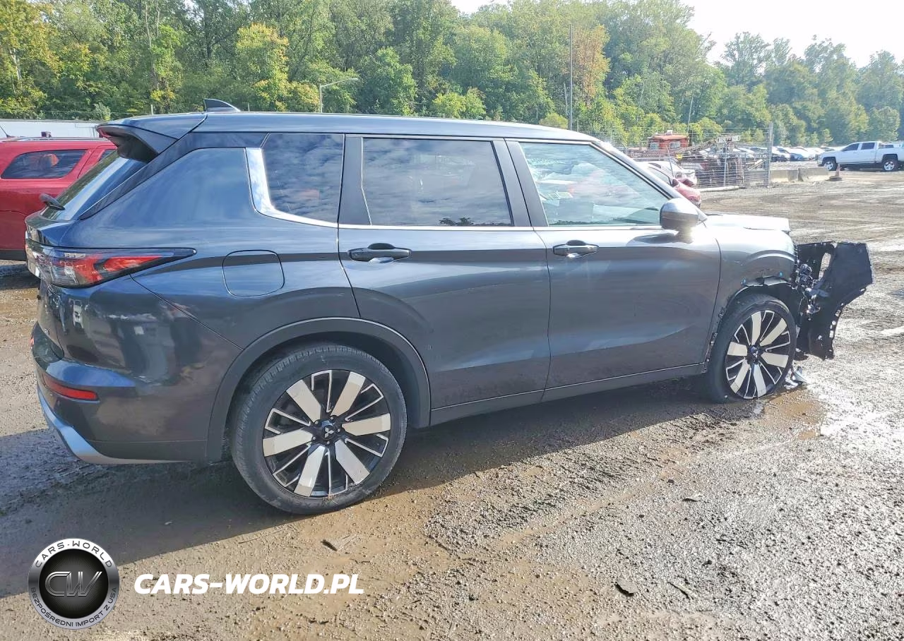 2025 Mitsubishi Outlander Se VIN:JA4J4VA85SZ015757 - 3