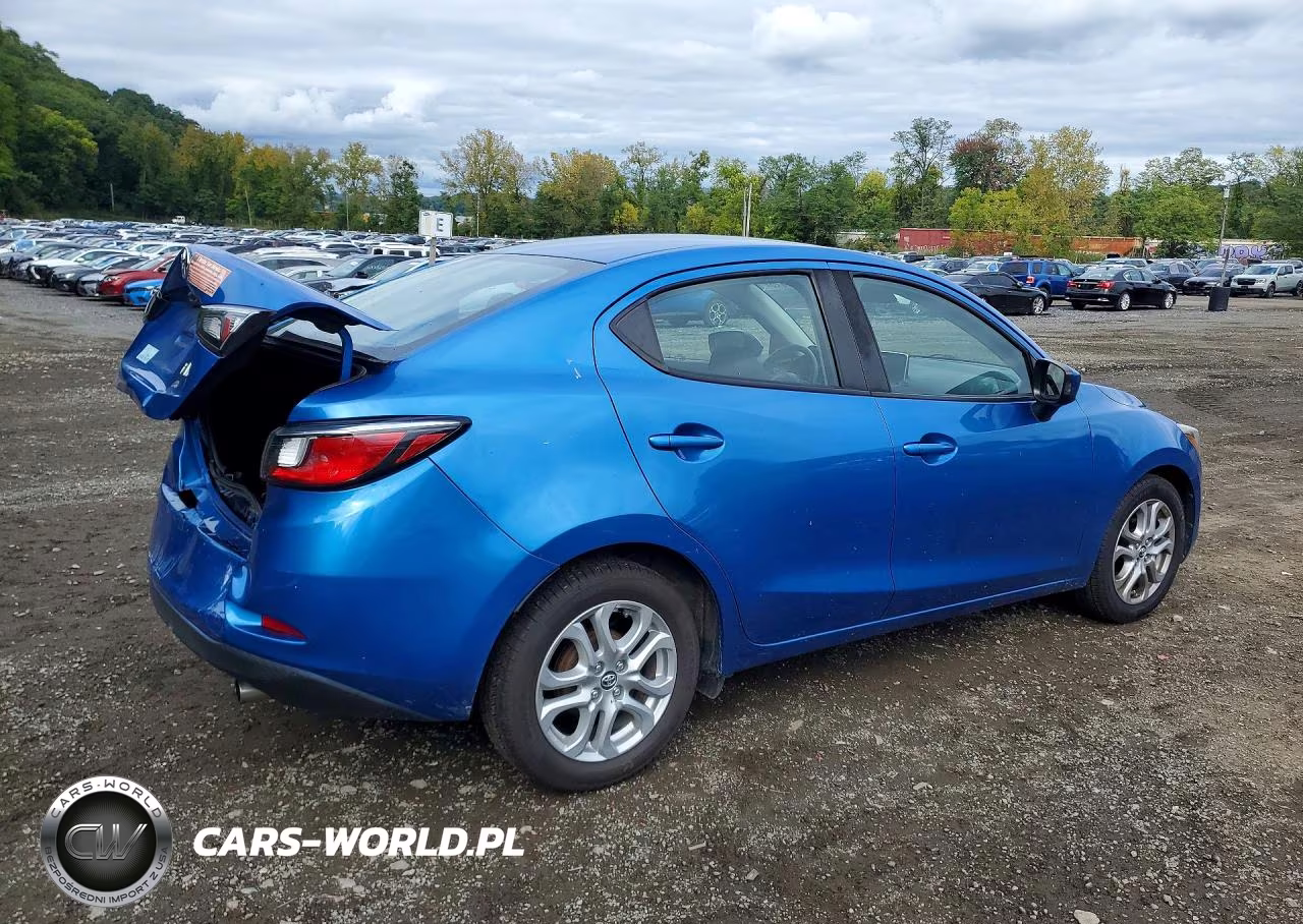 2018 Toyota Yaris Ia Base VIN:3MYDLBYV6JY311767 - 3