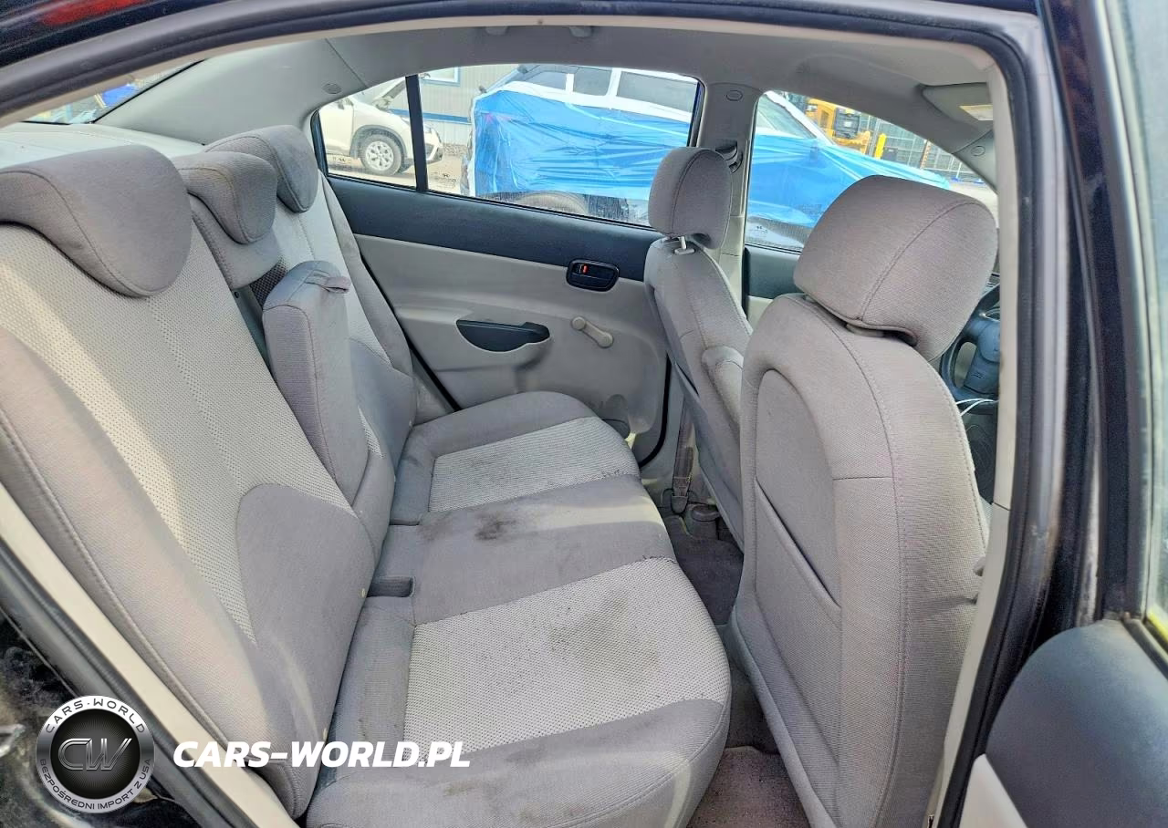 2007 Hyundai Accent Gls VIN:KMHCN46C87U150265 - 10