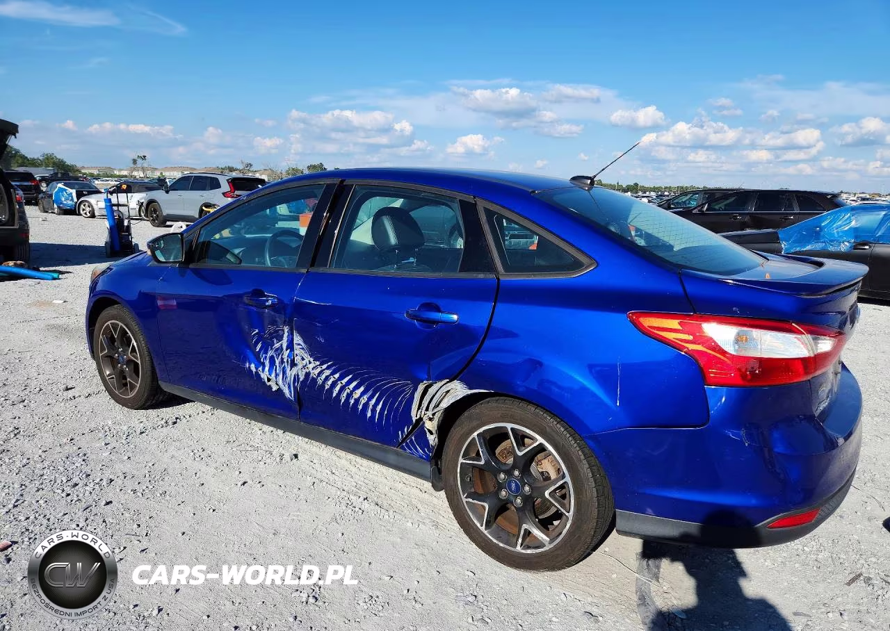 2014 Ford Focus Se VIN:1FADP3F22EL165907 - 2
