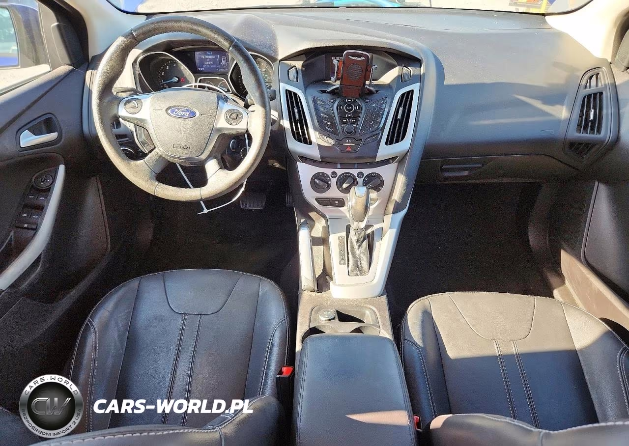 2014 Ford Focus Se VIN:1FADP3F22EL165907 - 8