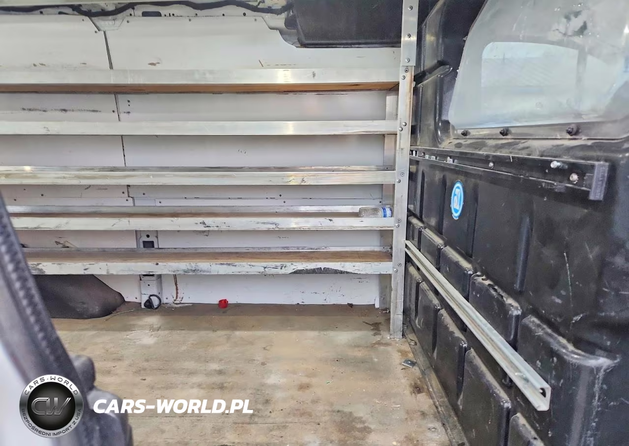 2019 Ford Transit T-250 VIN:1FTYR1ZM7KKB75812 - 11