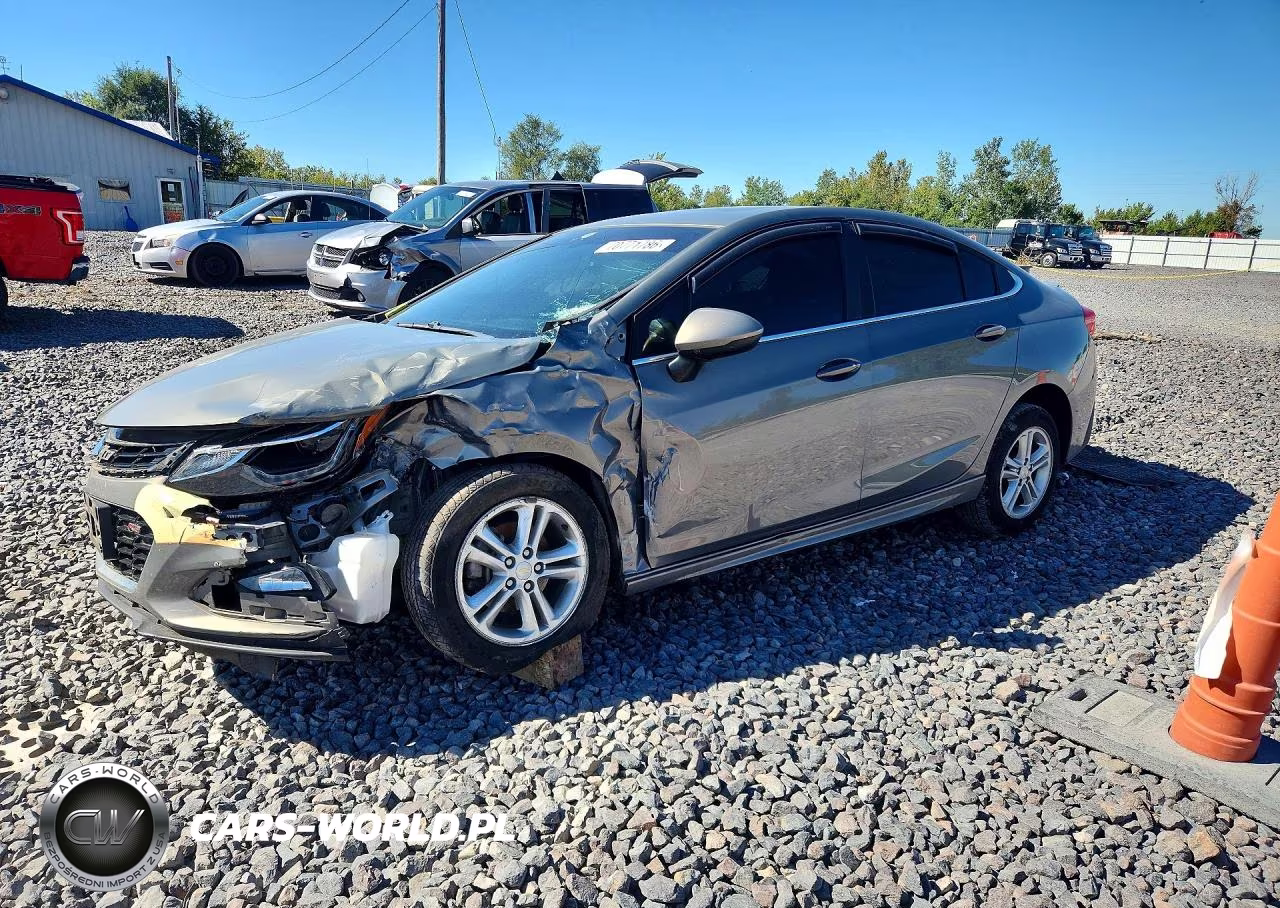 2017 Chevrolet Cruze Lt – zdjęcie 1 z 12